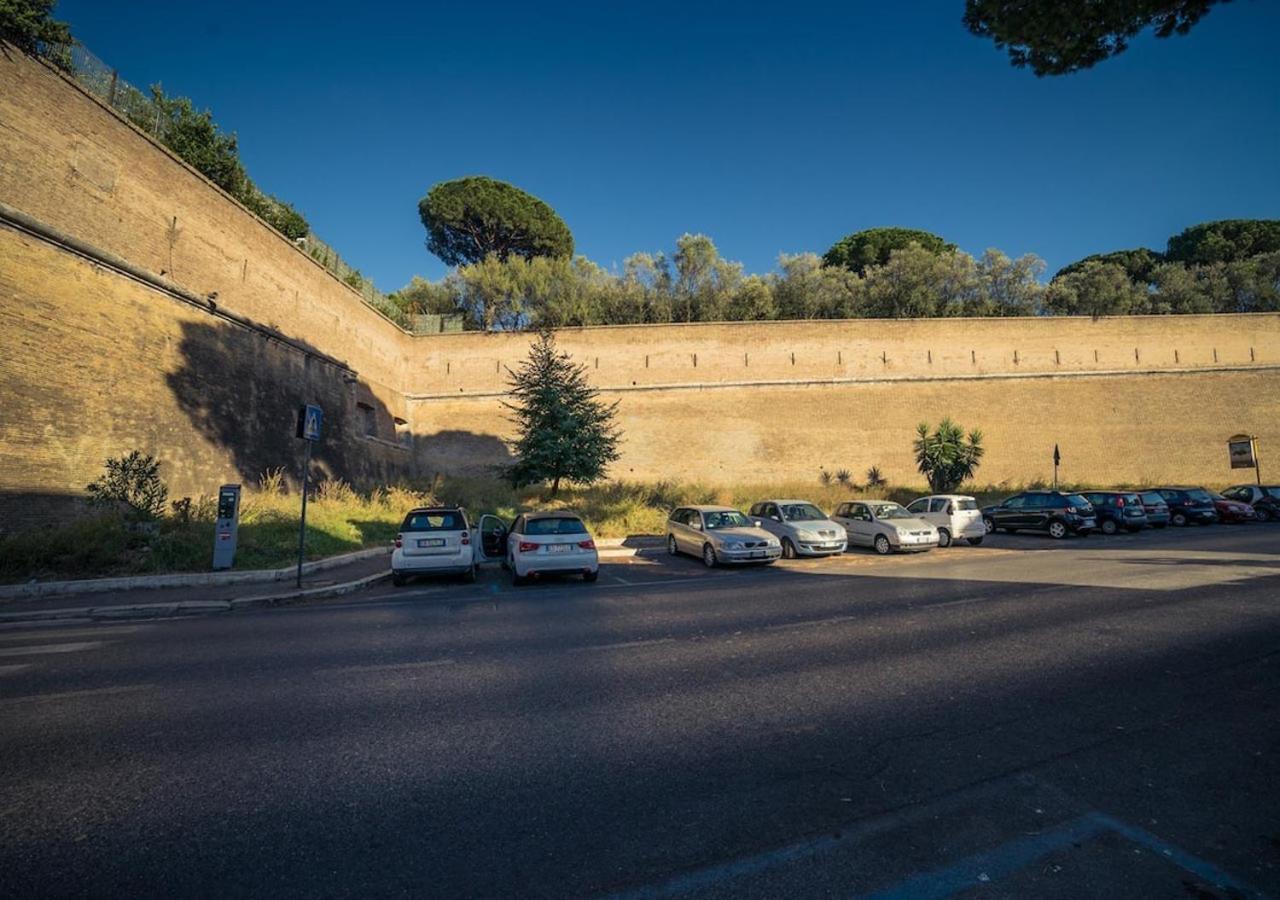 Luxury, Large Flat With Terrace On Vatican Walls Apartamento *